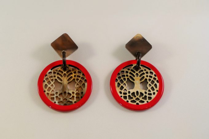 boucles-d'oreilles-corne-de-buffle-laqué-rouge-3