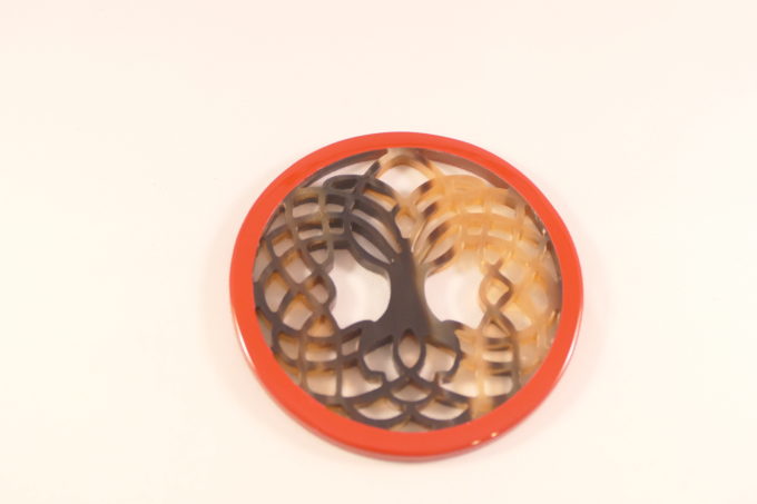 pendentif-arbre-de-vie-corne-laqué-orange-foncé-2
